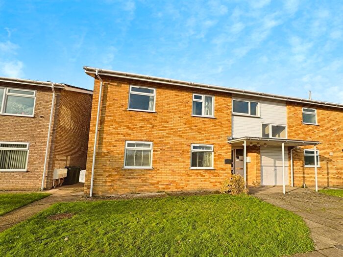 2 Bedroom Flat For Sale In Jennings Way, Diss, IP22