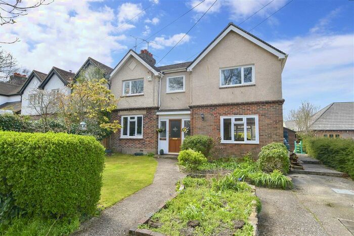 4 Bedroom Semi-Detached House For Sale In Gay Street Lane, North Heath, Pulborough, West Sussex, RH20