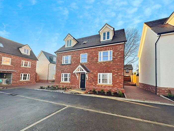 5 Bedroom Detached House For Sale In Hatfield Road, Witham, CM8