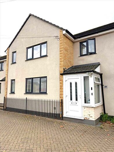 3 Bedroom Terraced House To Rent In Swanscombe Street, Swanscombe, DA10