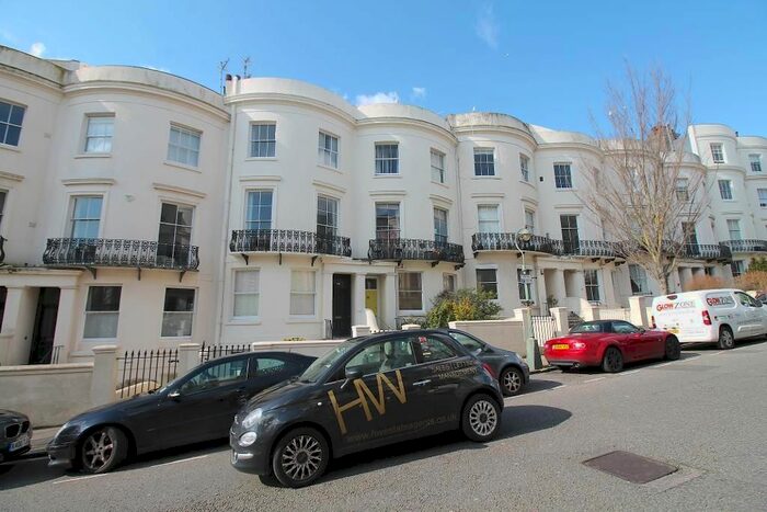 Studio To Rent In Lansdowne Place, Hove, East Sussex, BN3