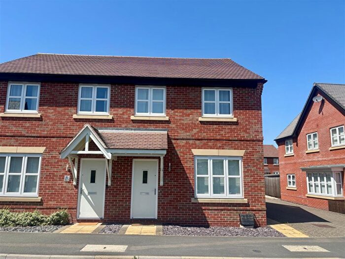3 Bedroom Semi-Detached House To Rent In Belfry Place, Shepshed, LE12