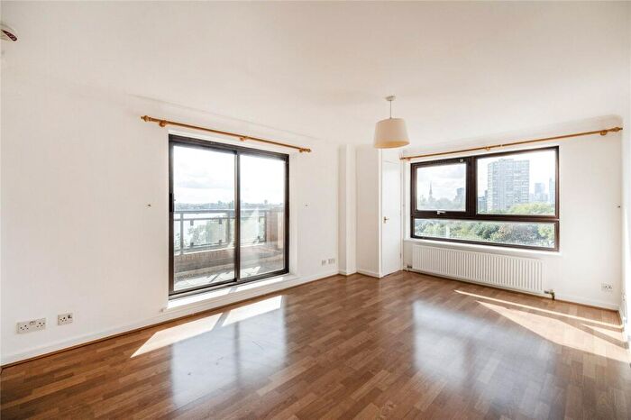 1 Bedroom Apartment To Rent In The Highway, London, E1W