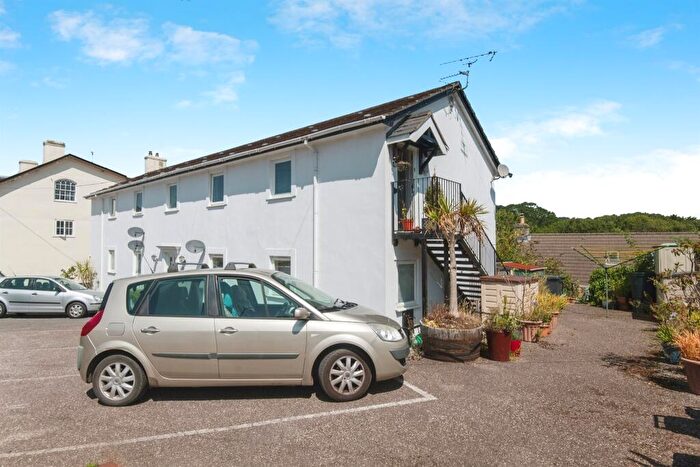 2 Bedroom Maisonette For Sale In Lyme Road, Uplyme, Lyme Regis, DT7