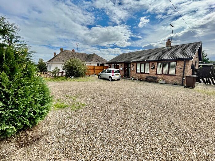 3 Bedroom Detached Bungalow For Sale In Bourne Road, Spalding, PE11