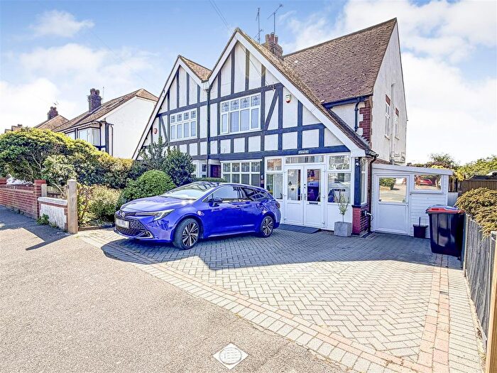 3 Bedroom Semi-Detached House For Sale In Foreland Avenue, Margate, CT9