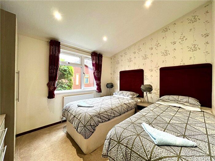 2 Bedroom Bungalow For Sale In The Horseshoe, Farley Green, Albury, Guildford, GU5