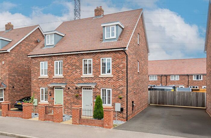 3 Bedroom Semi-Detached House For Sale In Gold Furlong, Marston Moretaine, MK43
