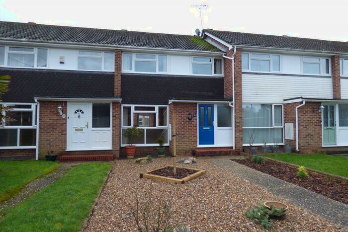 3 Bedroom Terraced House To Rent In Kingfisher Drive, Woodley, RG5