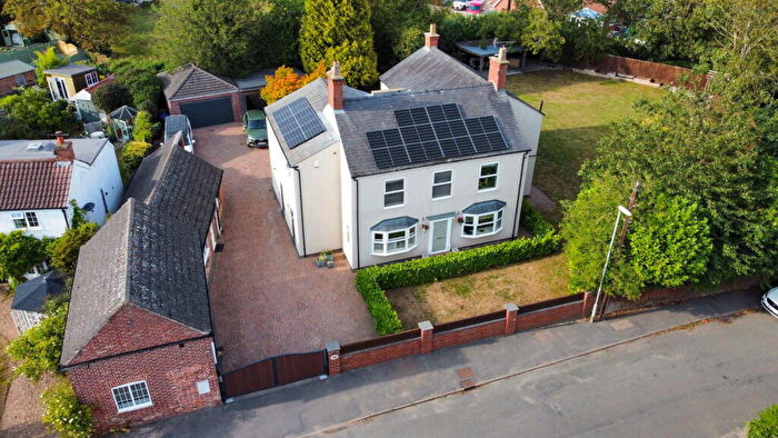 6 Bedroom Detached House For Sale In Fleets Road, Sturton By Stow, Lincoln, LN1