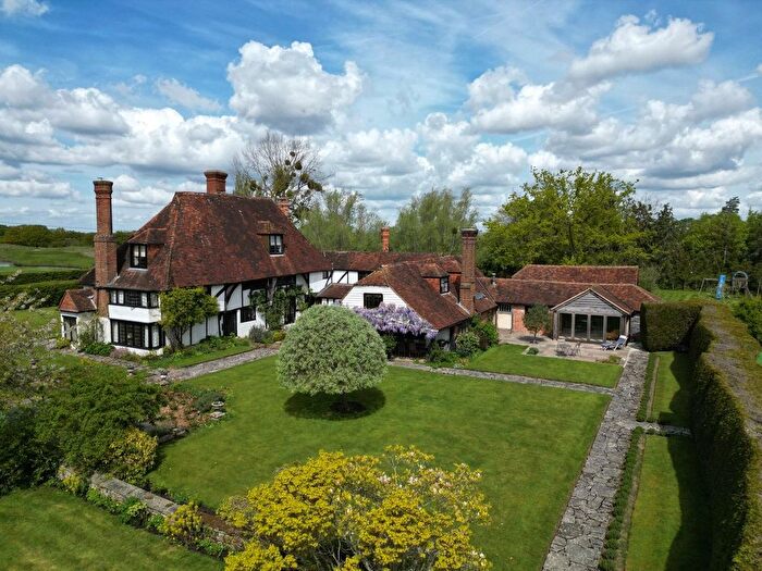 6 Bedroom Detached House For Sale In Smarden Road, Biddenden, Ashford, Kent, TN27