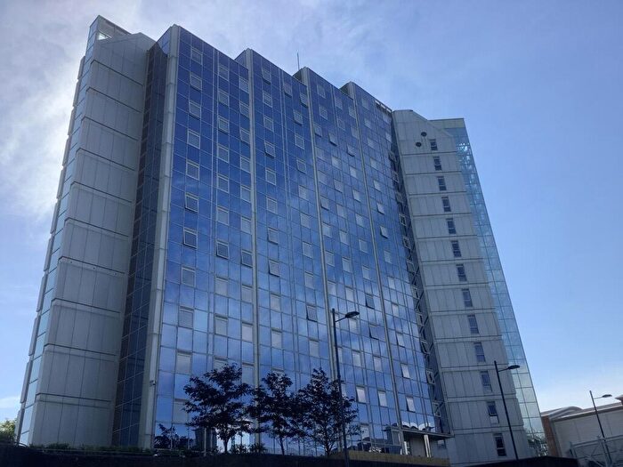 1 Bedroom Flat To Rent In Churchill Place, Churchill Way, Basingstoke, RG21