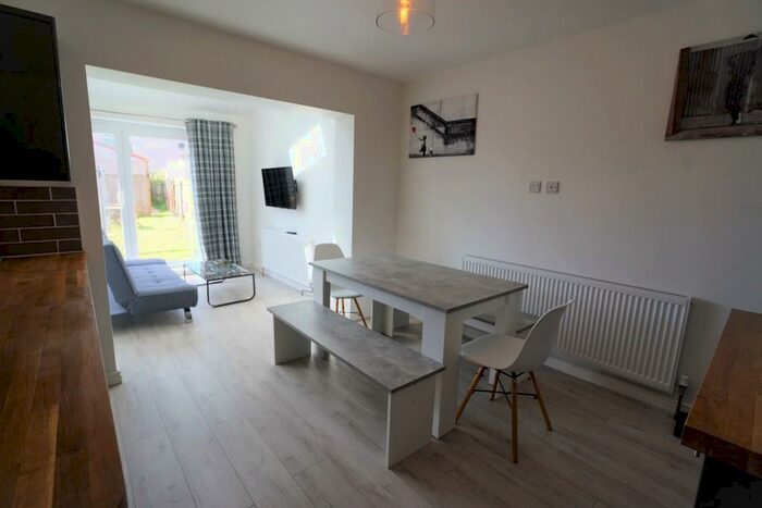 5 Bedroom Terraced House To Rent In Lower House Crescent, Bristol, BS34