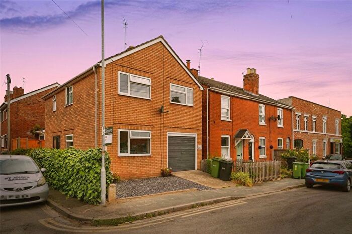 3 Bedroom Detached House For Sale In Great House Road, Worcester, Worcestershire, WR2