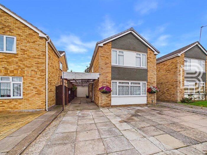 3 Bedroom Detached House For Sale In Cunningham Way, Rugby, CV22
