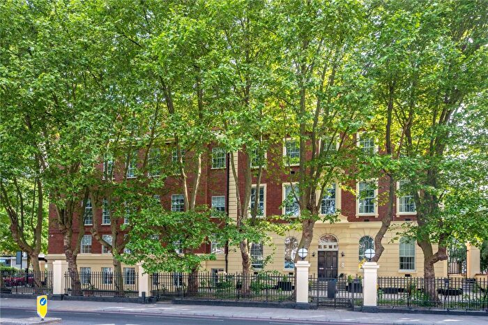 2 Bedroom Apartment To Rent In St Mark's Apartments, City Road, London, EC1V