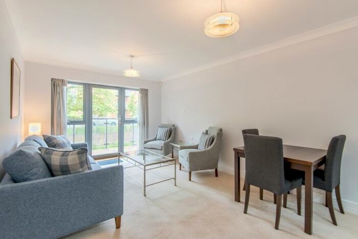 2 Bedroom Flat To Rent In Walton Well Road, Oxford OX2