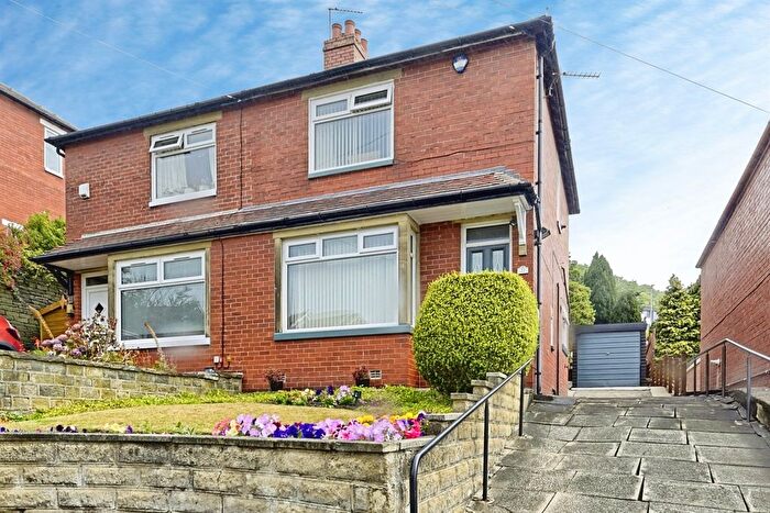 2 Bedroom Semi Detached House For Sale In Crestfield Drive, Halifax, HX2