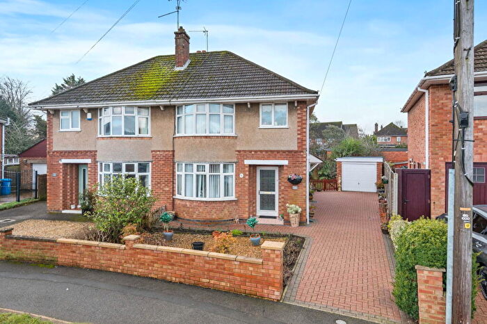 3 Bedroom Semi Detached House For Sale In Windermere Road, Kettering, NN16