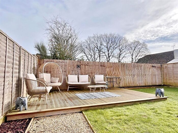 2 Bedroom Bungalow For Sale In Belmont Close, Verwood, Dorset, BH31