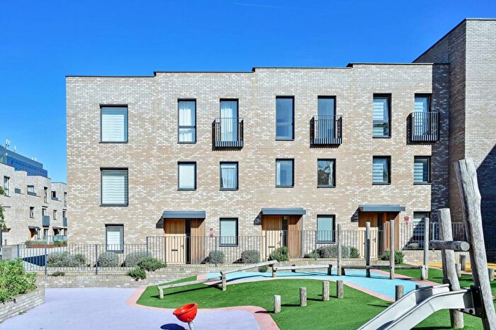 4 Bedroom Terraced House For Sale In Oriental Square, Colindale, London, NW9