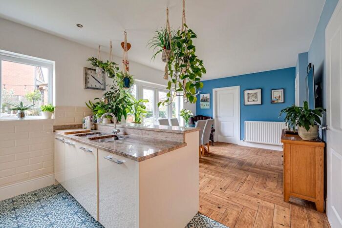 5 Bedroom Detached House For Sale In Green Howards Road, Saighton, CH3