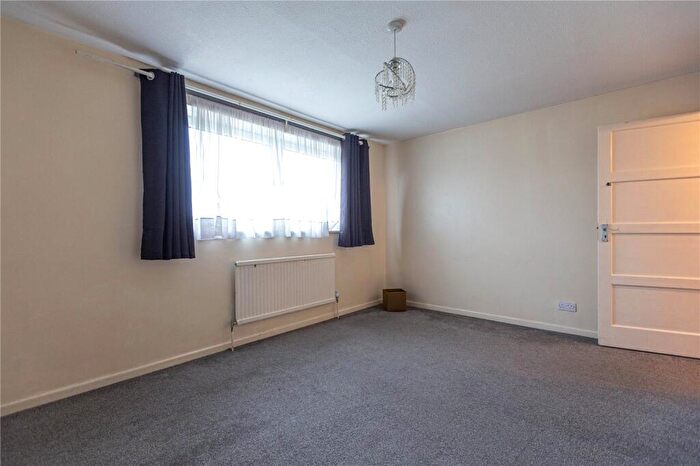 4 Bedroom Terraced House To Rent In Linden Close, Speedwell, Bristol, BS16