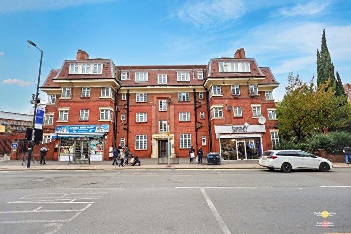 1 Bedroom Apartment For Sale In Alexandra Court, Empire Way, Wembley, Middlesex, HA9