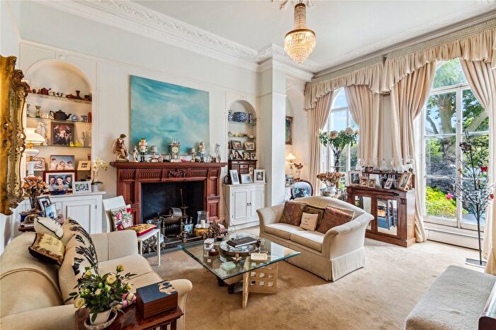 6 Bedroom Terraced House For Sale In Lonsdale Road, Barnes, London, SW13