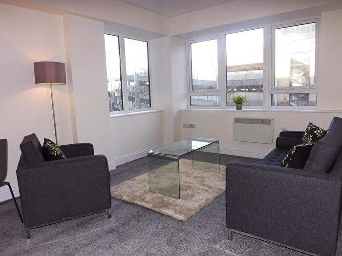 1 Bedroom Apartment To Rent In Guild House Town Centre, SN1