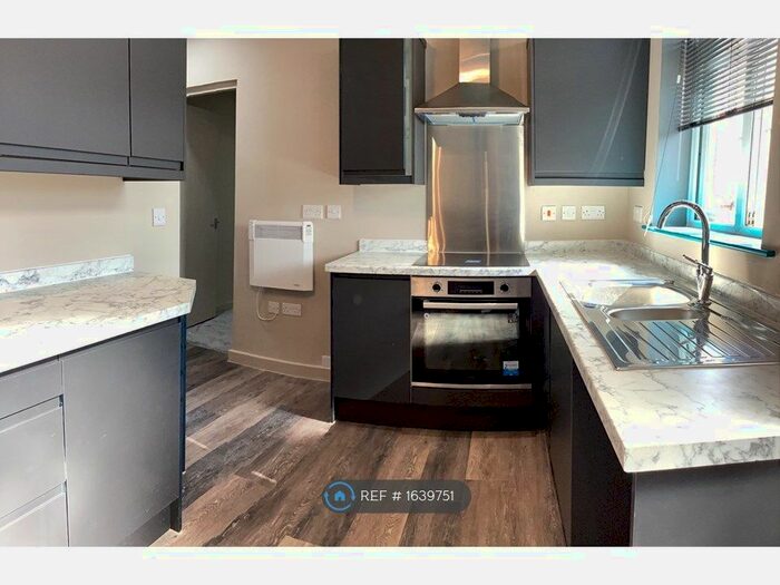 2 Bedroom Flat To Rent In E, Worksop, S80