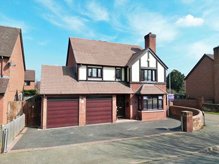 4 Bedroom Detached House For Sale In Manor Farm Drive, Hinstock, TF9