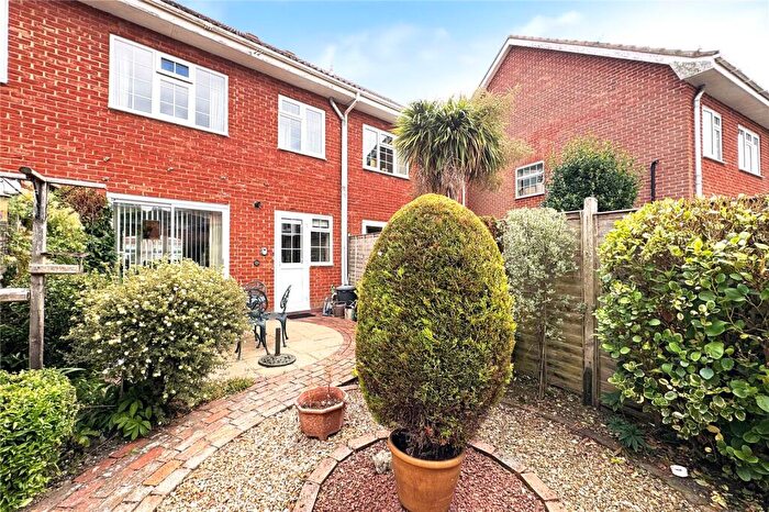 3 Bedroom Terraced House For Sale In Lime Grove, Angmering, West Sussex, BN16