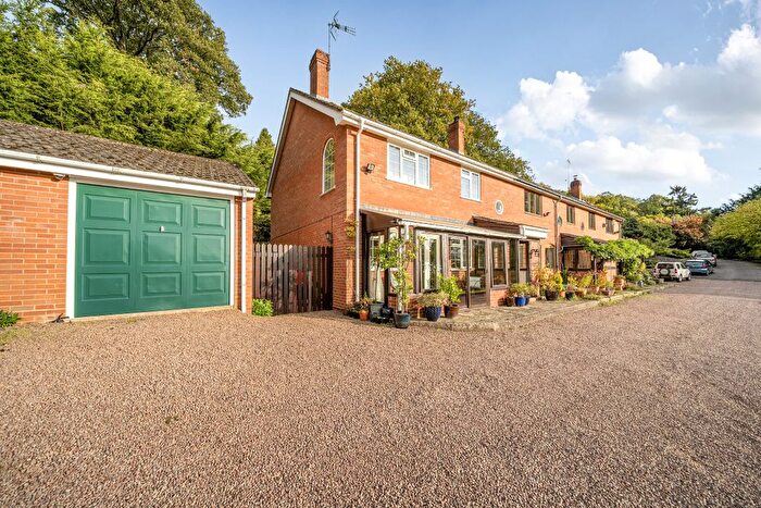 3 Bedroom End Terrace House For Sale In Pine Grove, Knightwick, WR6