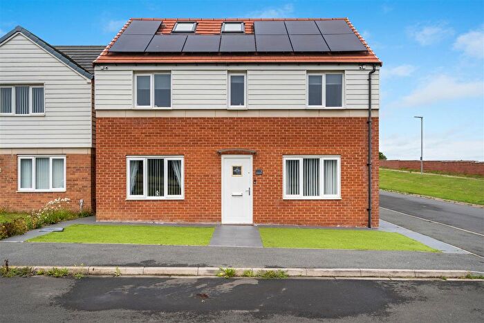 6 Bedroom Detached House For Sale In Butterstone Avenue, Hartlepool, TS24