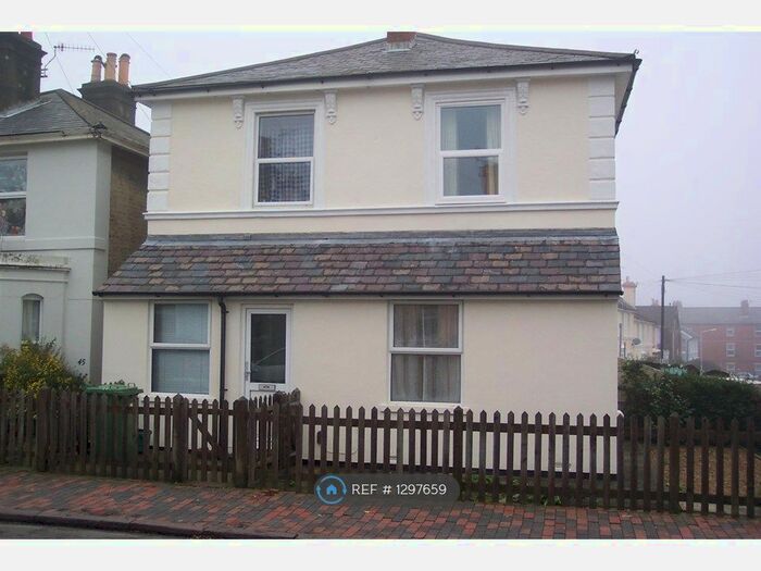 2 Bedroom Maisonette To Rent In Western Road, Tunbridge Wells, TN1