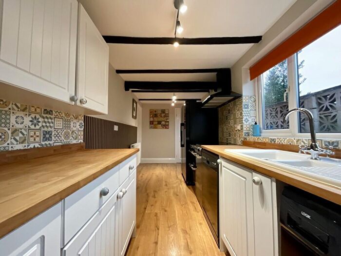 2 Bedroom Terraced House To Rent In High Street, Newton-On-Trent, LN1