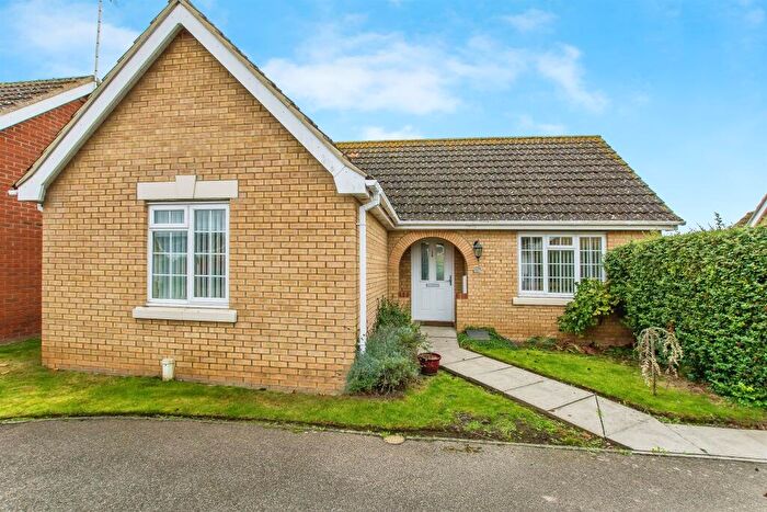 2 Bedroom Detached Bungalow For Sale In Orchard Close, Leverington, Wisbech, PE13