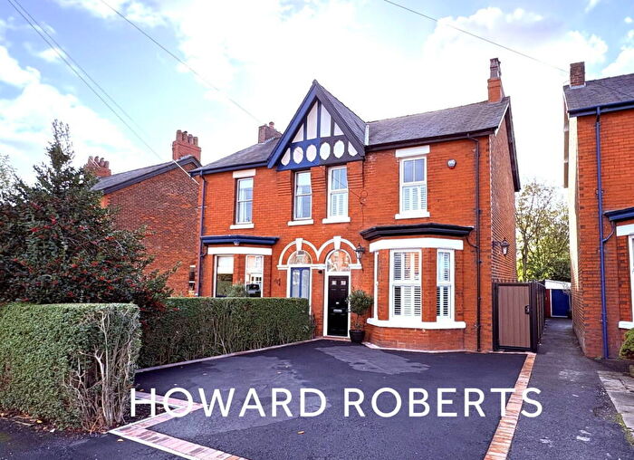 3 Bedroom Semi-Detached House For Sale In Chapel Lane, New Longton, PR4