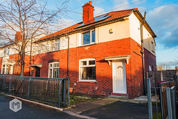 3 Bedroom Semi Detached House For Sale In Pimlott Road, Bolton, Greater Manchester, BL1