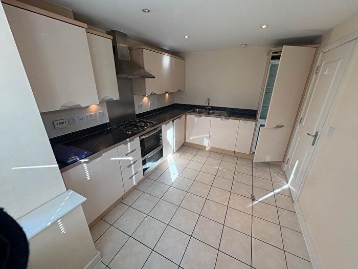 3 Bedroom Semi Detached House To Rent In Craig Meadows, BN8