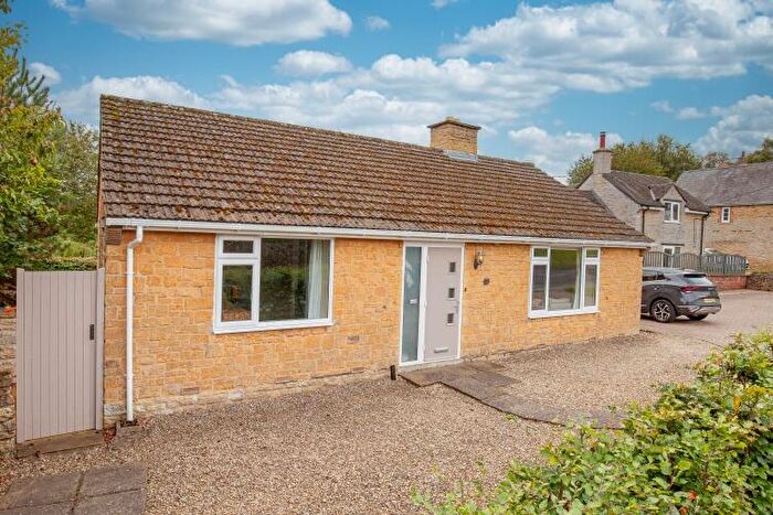 2 Bedroom Detached Bungalow To Rent In Blenheim Croughton, NN13