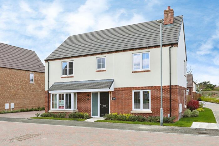 4 Bedroom Detached House For Sale In Hazel Grove, Retford, DN22