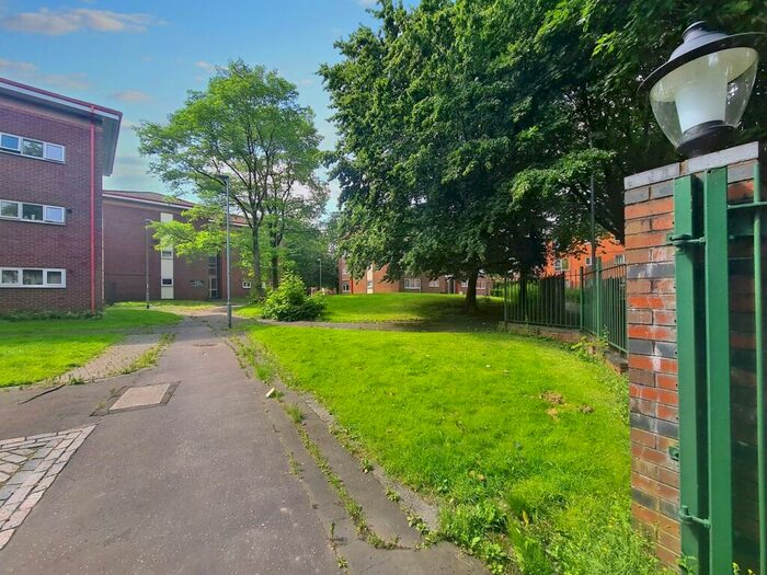 1 Bedroom Apartment To Rent In Parkfield, Middleton, Manchester, M24