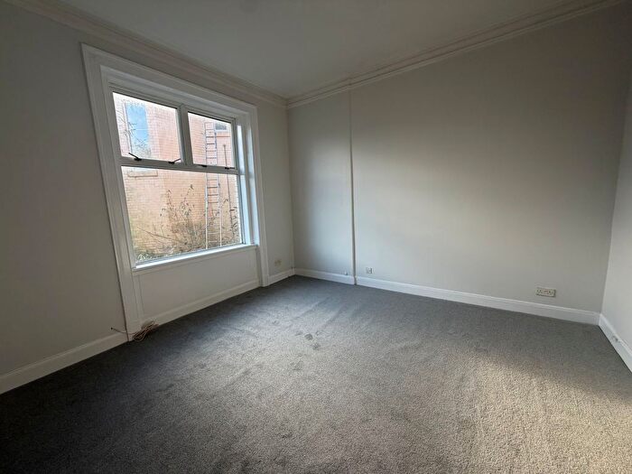 1 Bedroom Flat To Rent In Glencairn Square, Kilmarnock, KA1