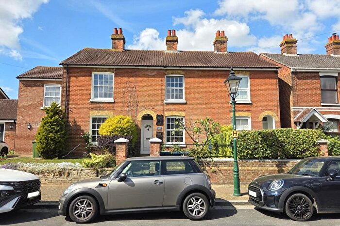 2 Bedroom Terraced House For Sale In Castle Street, Portchester, PO16