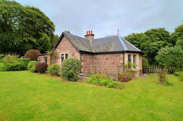 3 Bedroom Cottage For Sale In Manse Road, Auldearn, Nairn, IV12