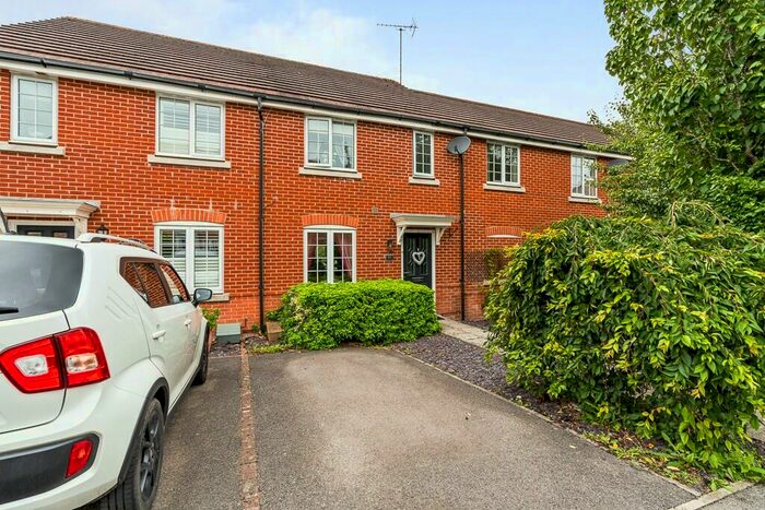 3 Bedroom Terraced House For Sale In Thyme Avenue, Whiteley, PO15