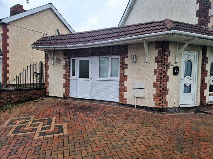 1 Bedroom Flat To Rent In Tyler Road, Willenhall, WV13