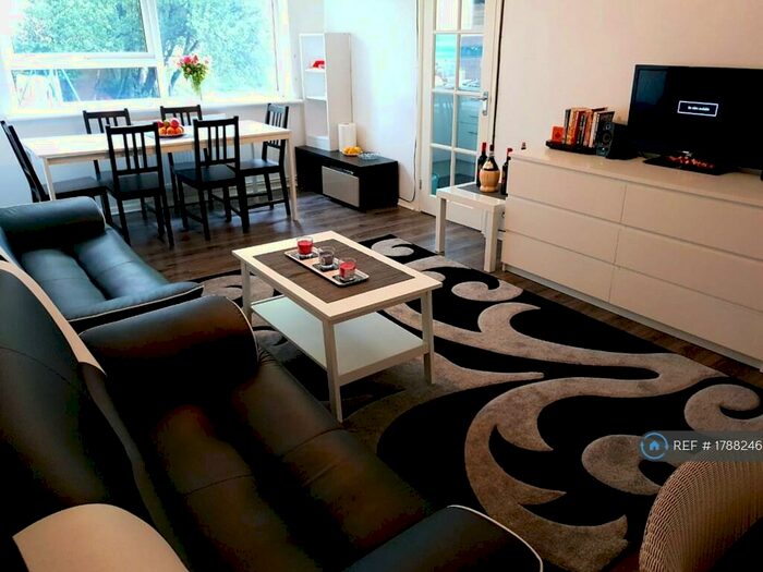 2 Bedroom Flat To Rent In Lynfield Court, London, SE23